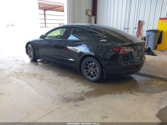 2021 TESLA MODEL 3 5YJ3E1EB9MF090545 Photo 2