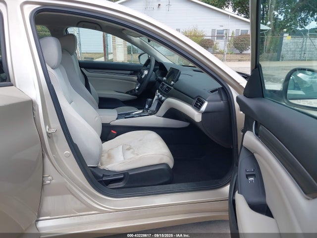 1HGCV1F13KA043718 Honda l15be