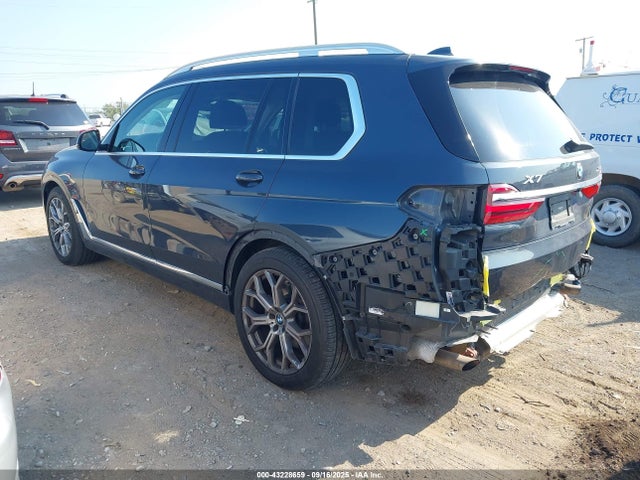 BMW X7 2019 5UXCW2C58KL084163 Image 3