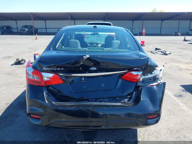 3N1AB7AP8JL632061 Nissan 2018