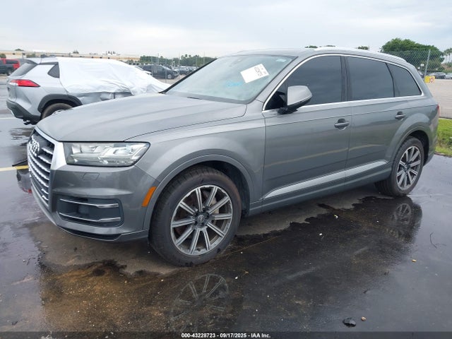 2017 AUDI Q7 WA1LAAF71HD014122 Photo 1