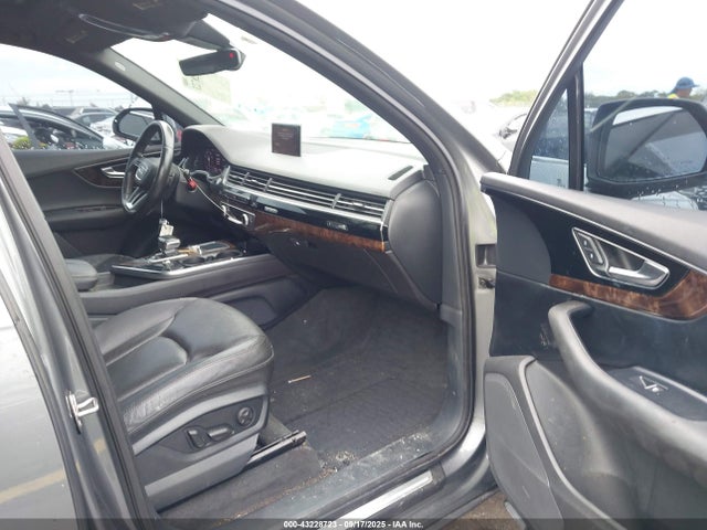 2017 AUDI Q7 WA1LAAF71HD014122 Photo 4