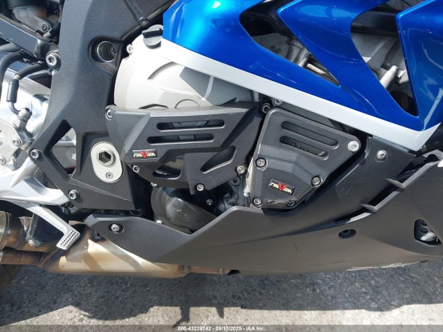 WB10D6002HZ710531 BMW 2017
