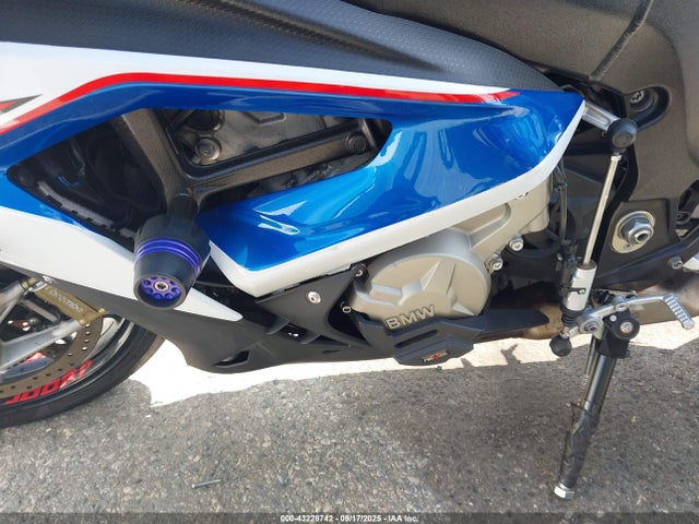 WB10D6002HZ710531 BMW 2017