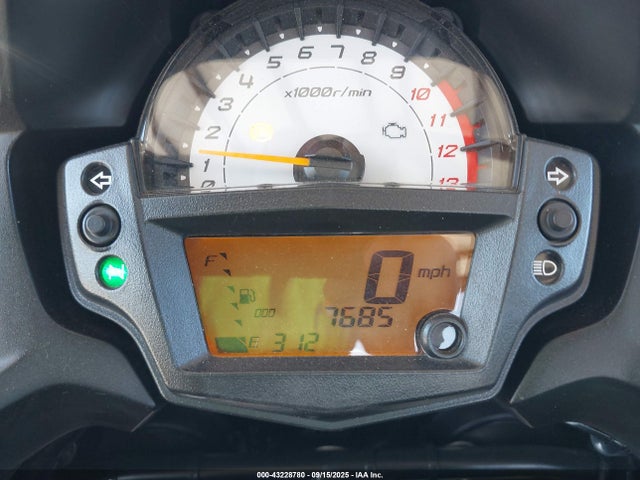 Kawasaki Versys 650 2016 JKALEEF14GDA09439 Image 7