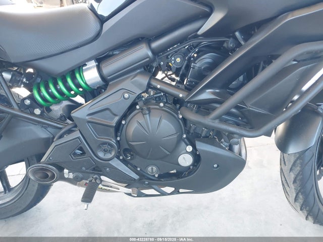 Kawasaki Versys 650 2016 JKALEEF14GDA09439 Image 8