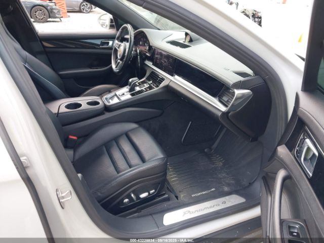 2018 PORSCHE PANAMERA E-HYBRID WP0AE2A74JL128559 Photo 4