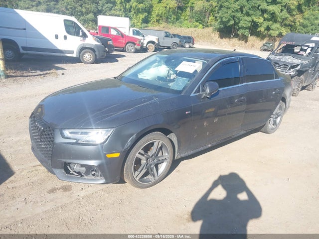 2017 AUDI A4 WAUENAF48HN006941 Photo 1