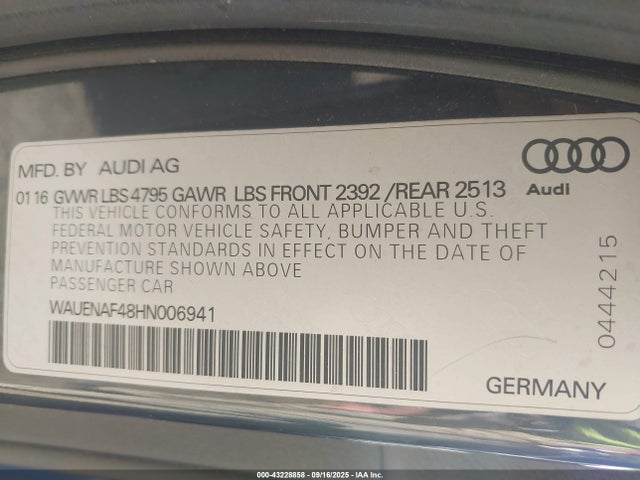 2017 AUDI A4 WAUENAF48HN006941 Photo 8