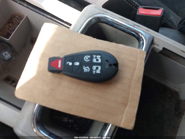 2C4RC1BG8FR730641 Chrysler Town and Country