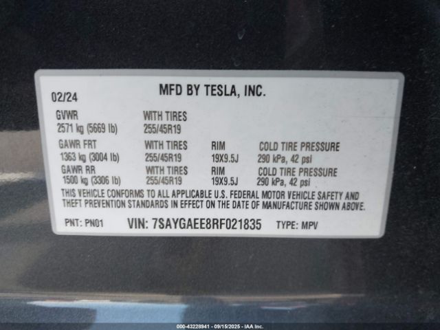 2024 TESLA MODEL Y 7SAYGAEE8RF021835 Photo 8