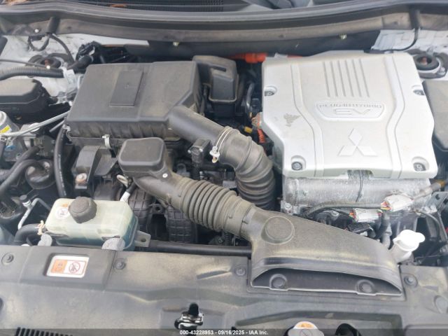 2018 MITSUBISHI OUTLANDER PHEV JA4J24A51JZ061767 Photo 9