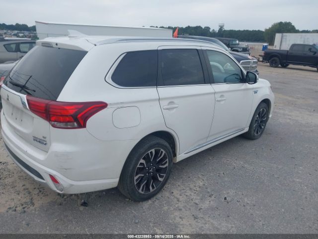 2018 MITSUBISHI OUTLANDER PHEV JA4J24A51JZ061767 Photo 3