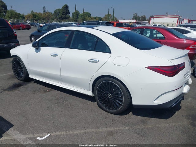 W1K5J4GB0SN482692 Mercedes-Benz m260