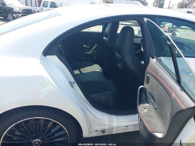 W1K5J4GB0SN482692 Mercedes-Benz m260