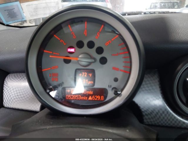 2010 MINI COOPER S WMWMF7C52ATX41201 Photo 6