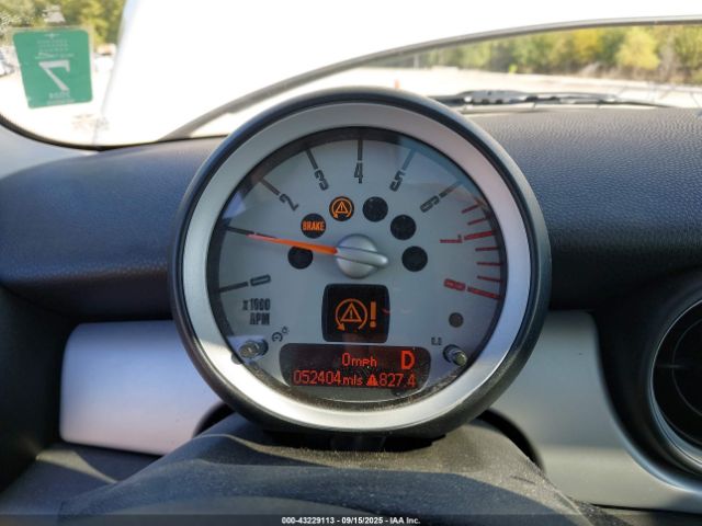 2010 MINI COOPER CLUBMAN WMWML3C51ATX38940 Photo 6