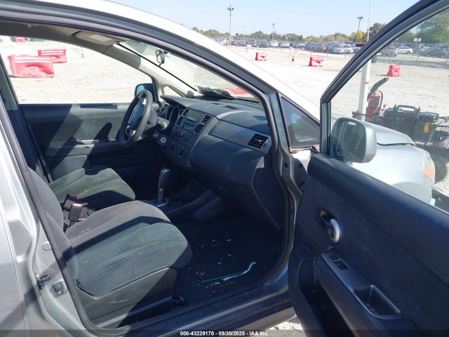 2010 NISSAN VERSA 3N1BC1CP2AL412099 Photo 4