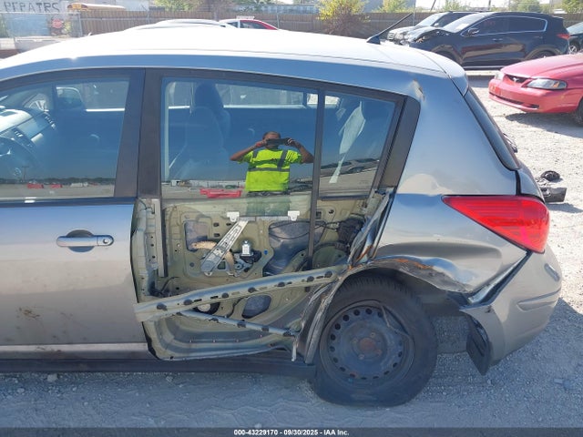 2010 NISSAN VERSA 3N1BC1CP2AL412099 Photo 5