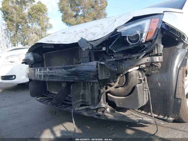 5NPD84LF0KH438637 Hyundai mpi nu