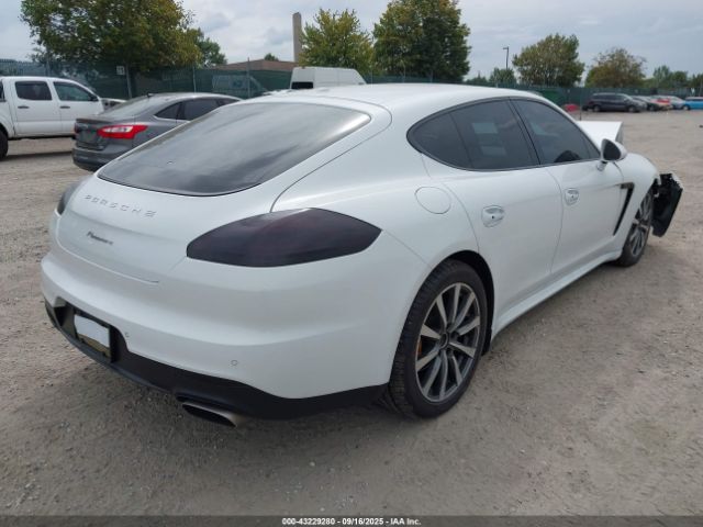 2015 PORSCHE PANAMERA WP0AA2A77FL005356 Photo 3