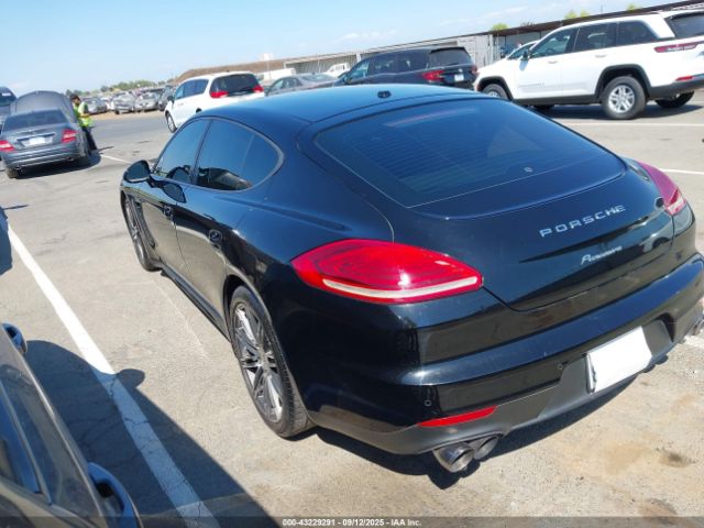 2015 PORSCHE PANAMERA WP0AA2A72FL002302 Photo 2