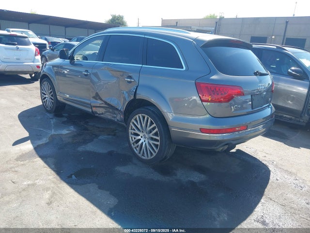 2011 AUDI Q7 WA1LMAFE9BD003317 Photo 2
