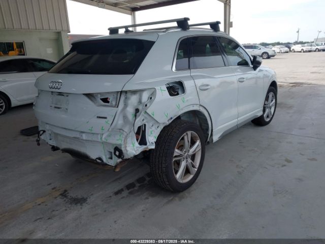 2020 AUDI Q3 WA1DECF31L1111204 Photo 3
