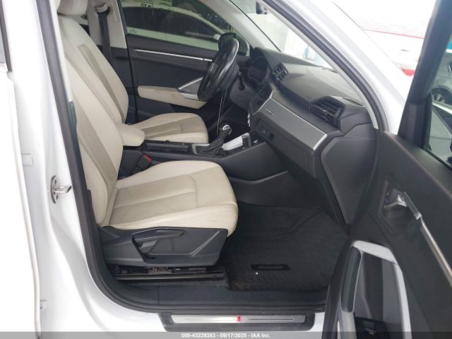 2020 AUDI Q3 WA1DECF31L1111204 Photo 4