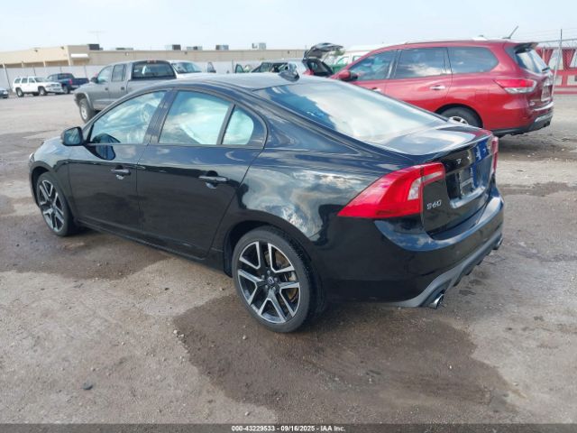 2018 VOLVO S60 YV126MFL1J2467170 Photo 2