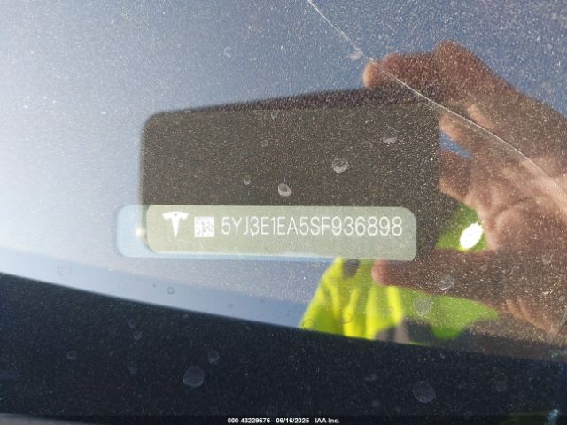 2025 TESLA MODEL 3 5YJ3E1EA5SF936898 Photo 8