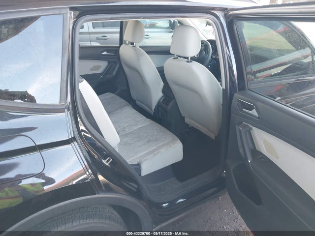 Volkswagen 2018 2018 3VV1B7AX4JM121682 Image 8