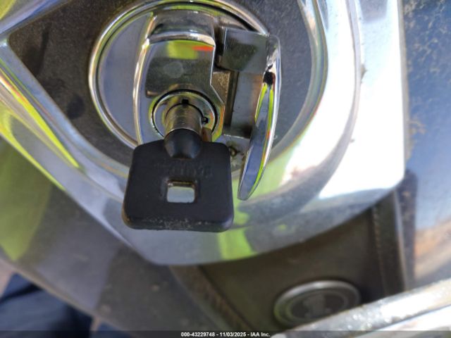 2012 HARLEY-DAVIDSON FXDC 1HD1GV41XCC331959 Photo 10