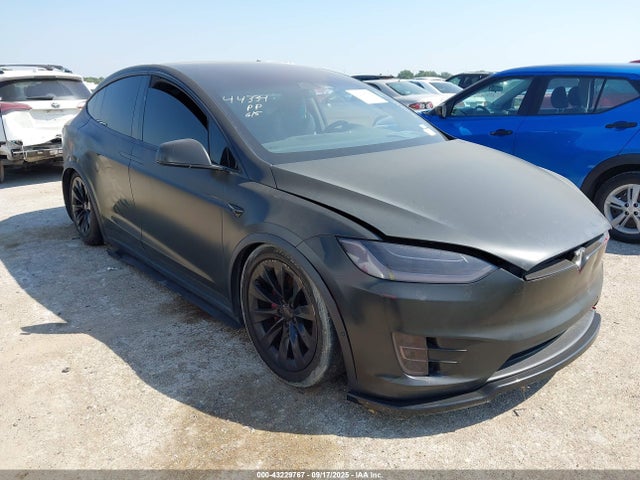 2017 TESLA MODEL X 5YJXCAE20HF039268 Photo 0
