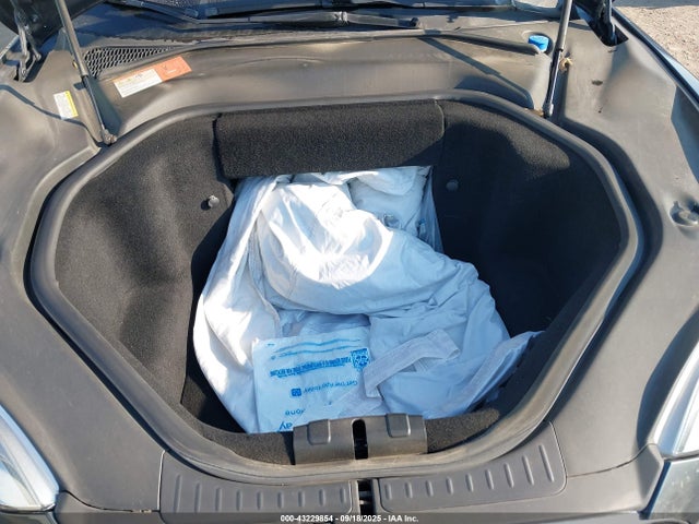 2014 TESLA MODEL S 5YJSA1H18EFP48576 Photo 9