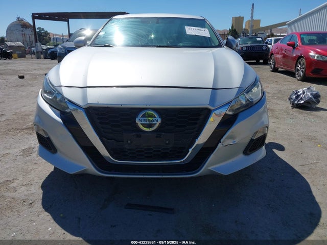 1N4BL4BV9KC246410 Nissan 2019