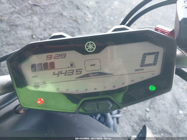 Yamaha FZ07 2017 JYARM06E0HA012634 Image 7