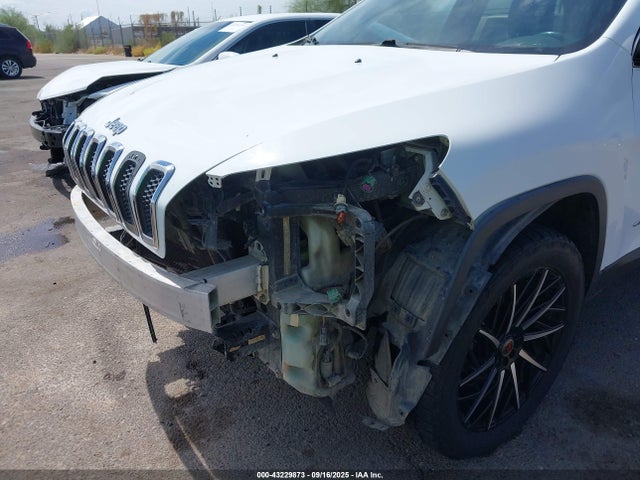 Jeep Cherokee 2014 1C4PJLCS3EW217119 Image 18