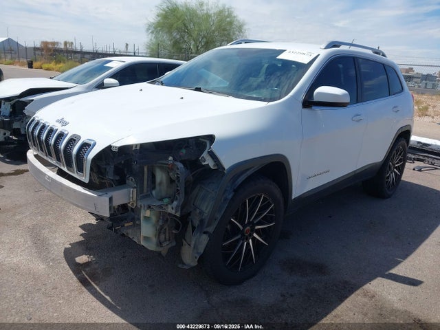 Jeep Cherokee 2014 1C4PJLCS3EW217119 Image 2