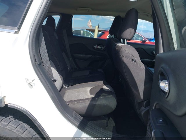Jeep Cherokee 2014 1C4PJLCS3EW217119 Image 8