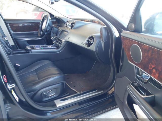 2011 JAGUAR XJ SAJWA1CB4BLV19100 Photo 4