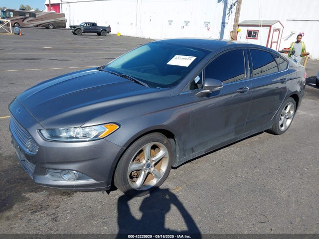 Ford 2014 2014 3FA6P0HD8ER136743 Image 2