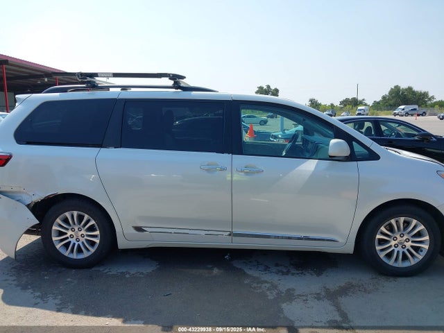 Toyota 2gr-fks 2015 5TDYK3DCXFS672690 Image 13