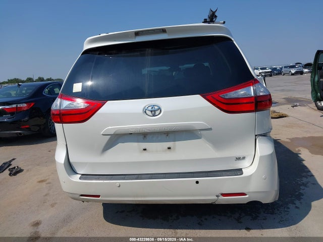Toyota 2gr-fks 2015 5TDYK3DCXFS672690 Image 16