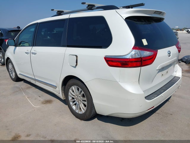Toyota 2gr-fks 2015 5TDYK3DCXFS672690 Image 3
