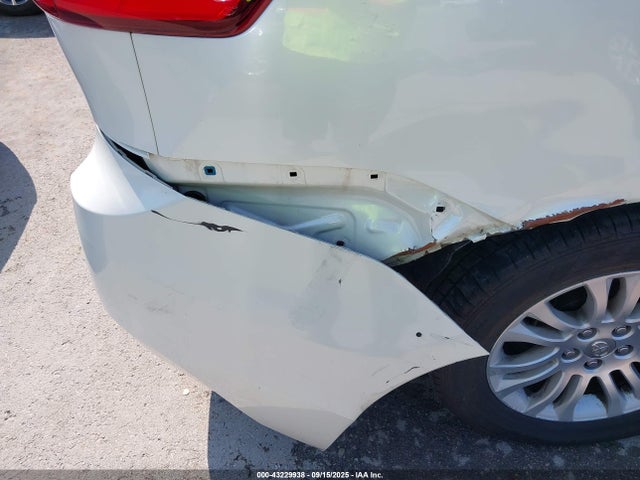 Toyota 2gr-fks 2015 5TDYK3DCXFS672690 Image 6