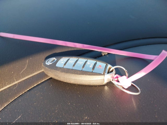 Nissan 2019 2019 5N1DR2MM3KC612609 Image 11
