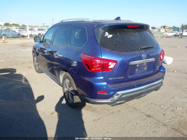 Nissan 2019 2019 5N1DR2MM3KC612609 Image 3
