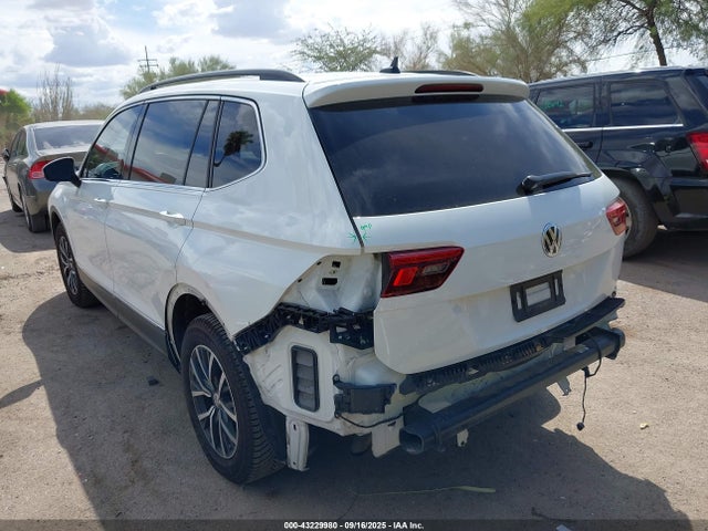 3VV3B7AX4JM033546 Volkswagen Tiguan