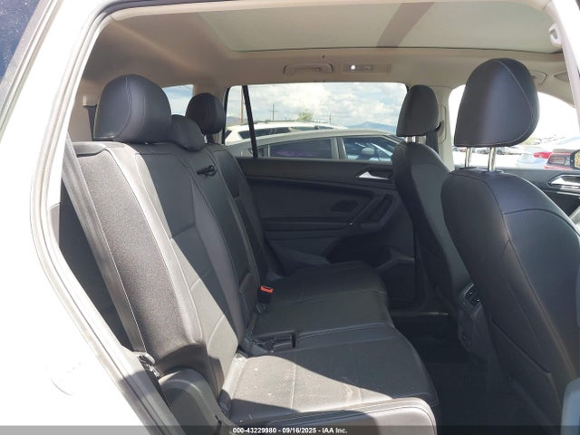 3VV3B7AX4JM033546 Volkswagen Tiguan